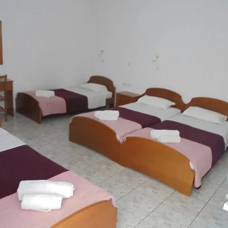 Chrissa Apartmanhotel