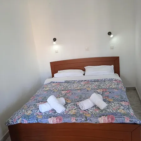 Chrissa Lejlighedshotel 3*